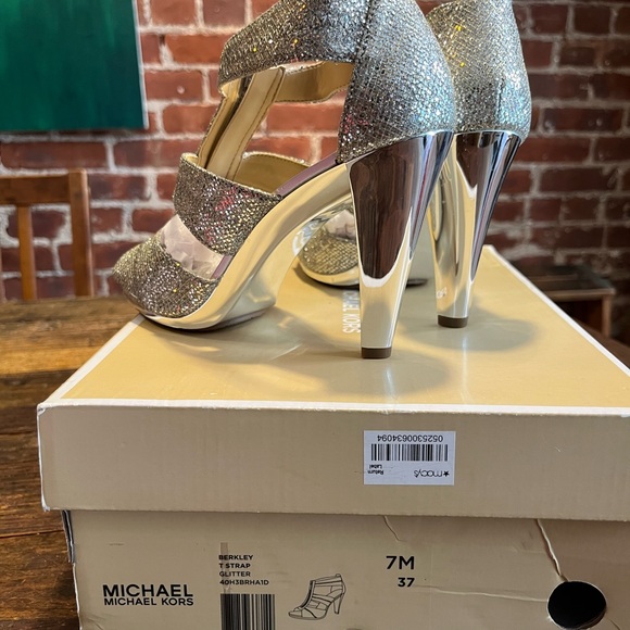 Michael Kors Berkeley T-Strap Heels - Picture 8 of 10